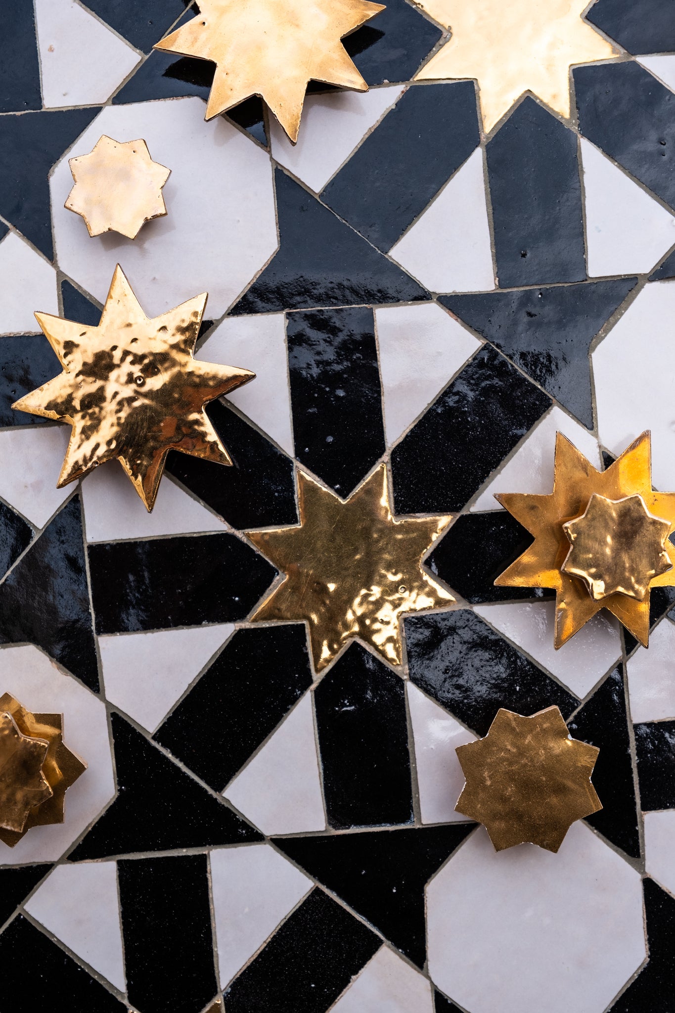 Aït Manos sublimates the world of zellige with grace and elegance